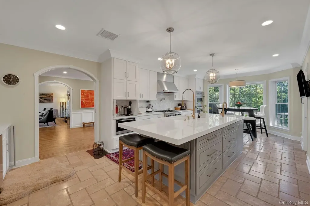 455 Rosedale Avenue White Plains NY 10605