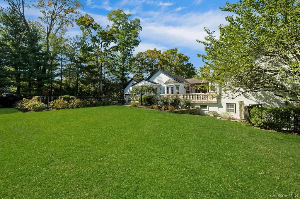 455 Rosedale Avenue White Plains NY 10605