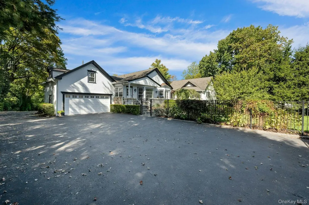 455 Rosedale Avenue White Plains NY 10605