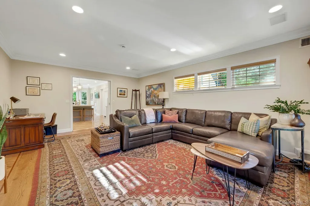 455 Rosedale Avenue White Plains NY 10605