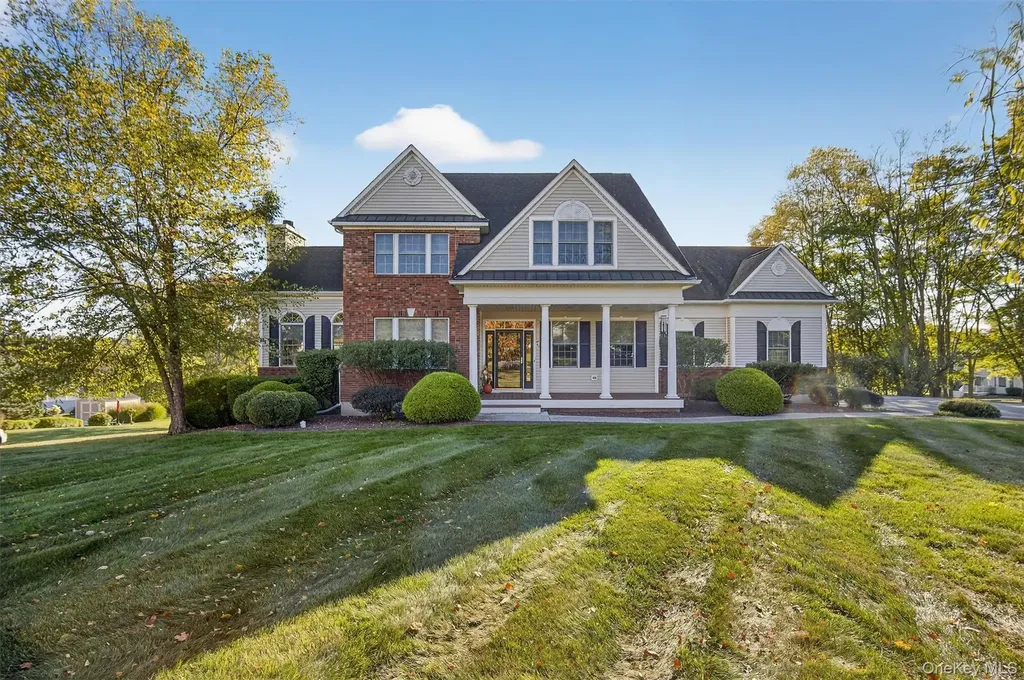 15 Champlain Drive Hopewell Junction NY 12533