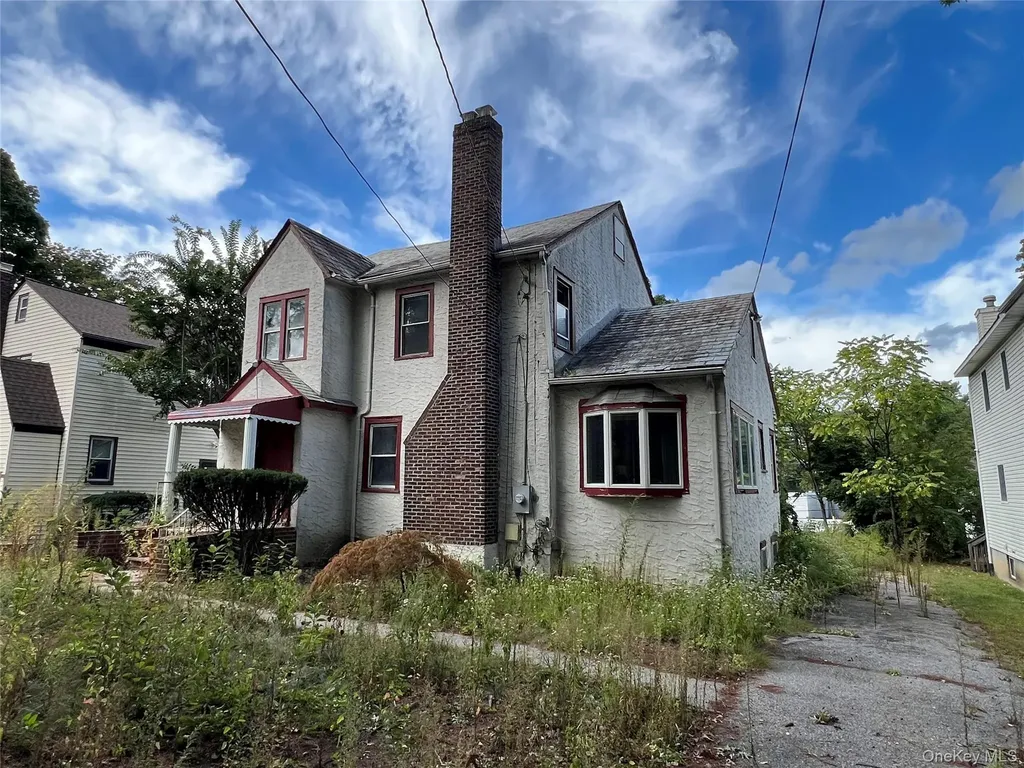 88 Manor Drive Great Neck NY 11020