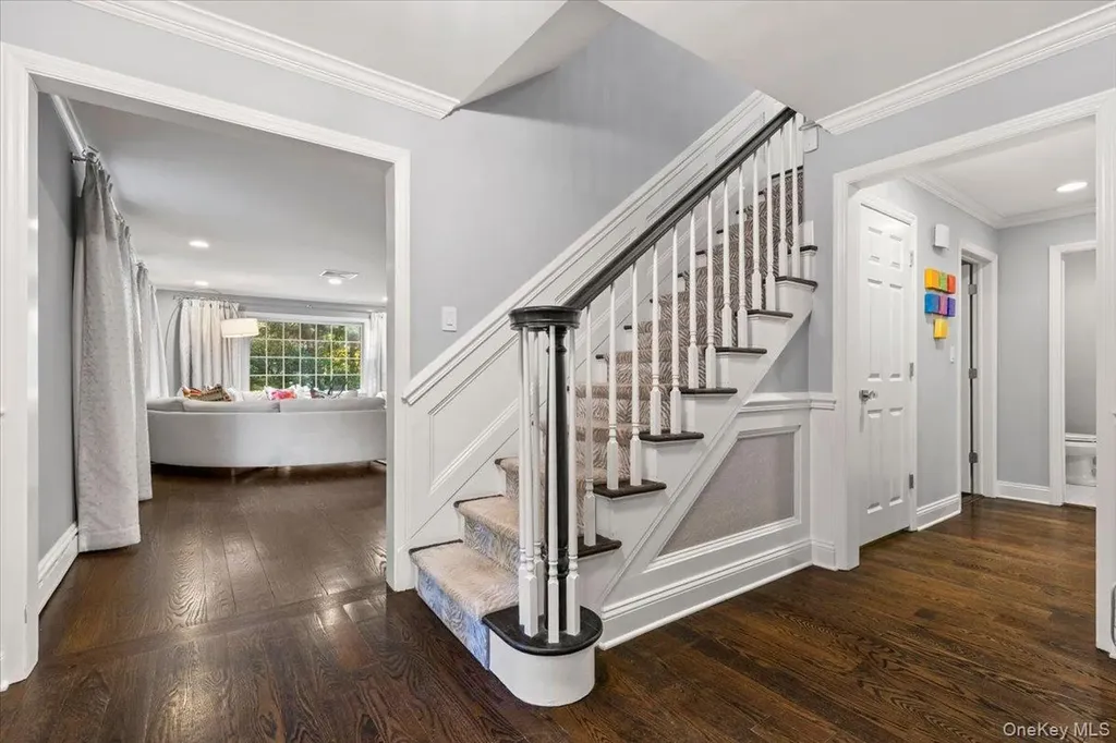 6 Valley Place Harrison NY 10528