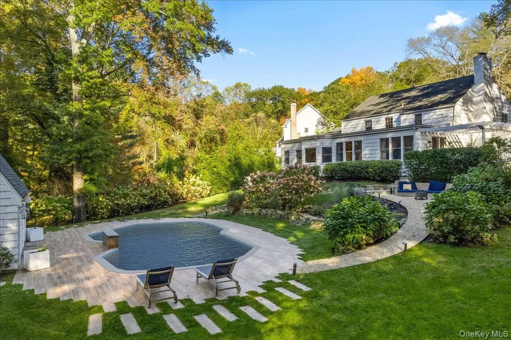 6 Valley Place Harrison NY 10528