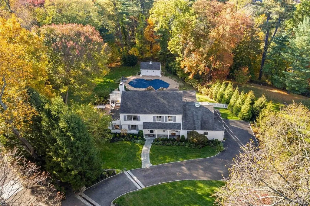 6 Valley Place Harrison NY 10528