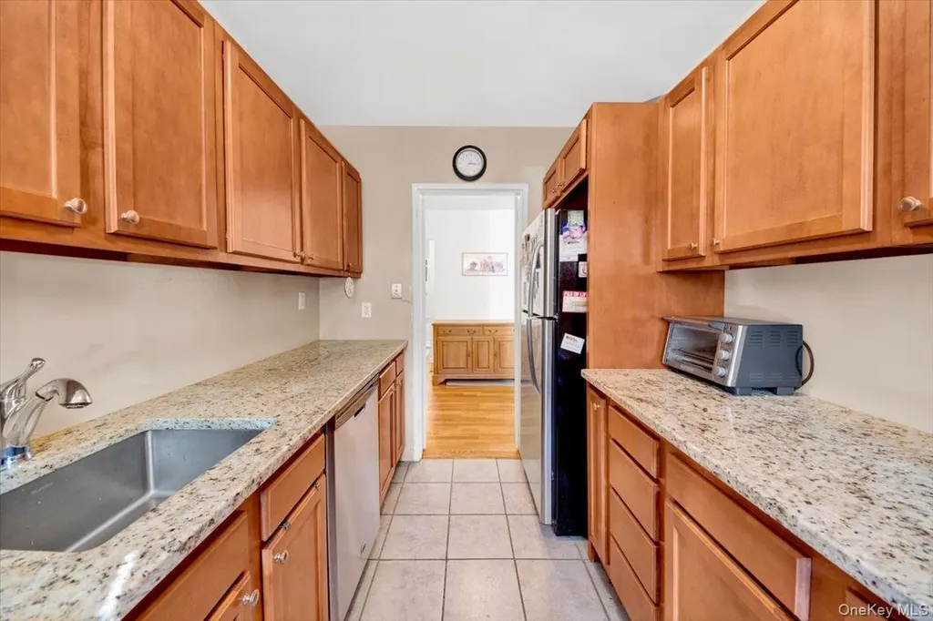 101 Beacon Hill Drive Dobbs Ferry NY 10522