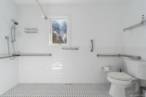 56875 Route 48 Greenport NY 11944