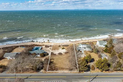 56875 Route 48 Greenport NY 11944