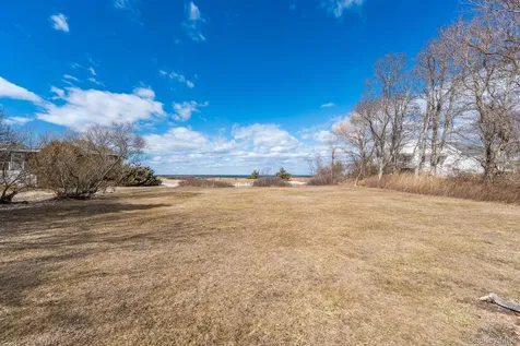 56875 Route 48 Greenport NY 11944