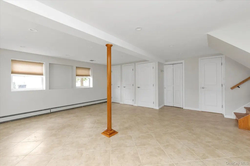2072 Brighton Way Merrick NY 11566
