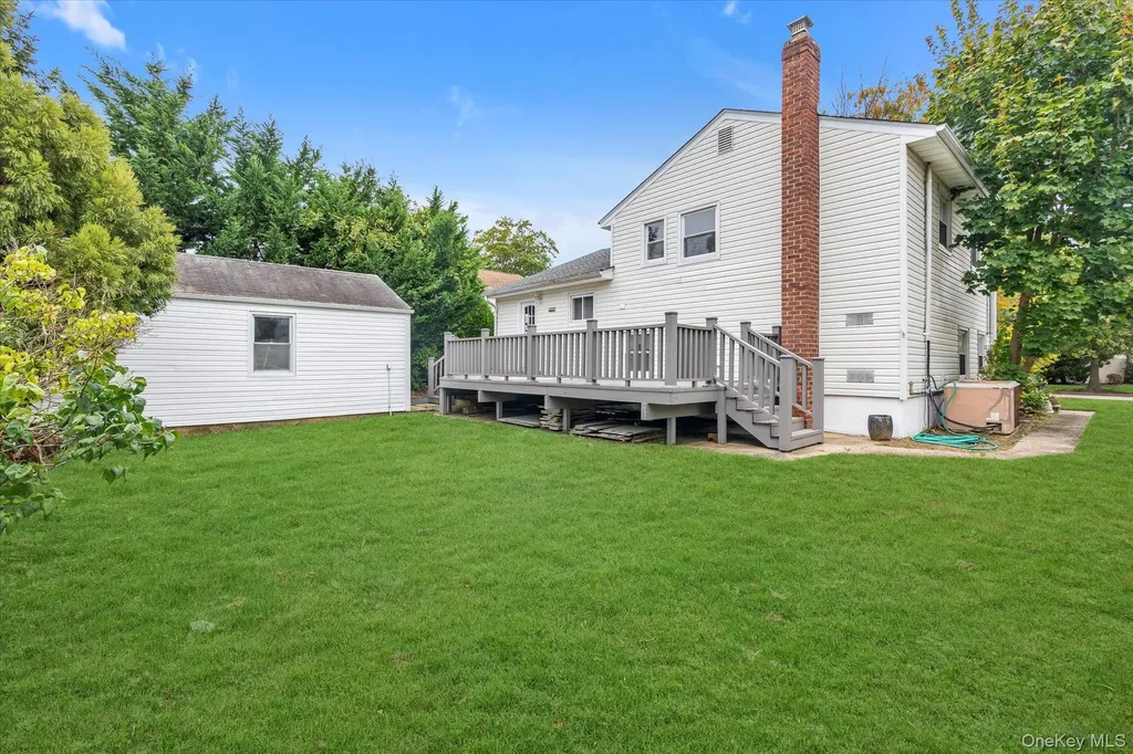 2072 Brighton Way Merrick NY 11566