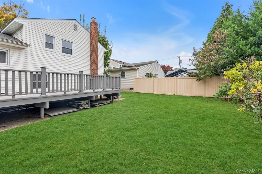 2072 Brighton Way Merrick NY 11566