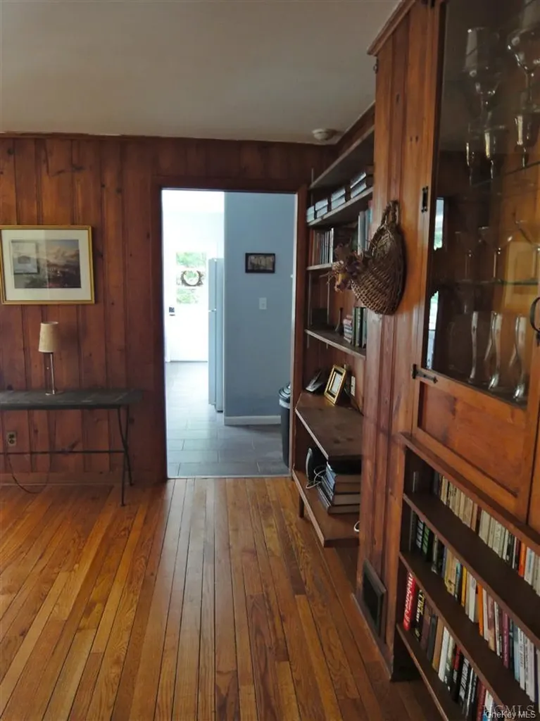 376 Lane Gate Road Cold Spring NY 10516