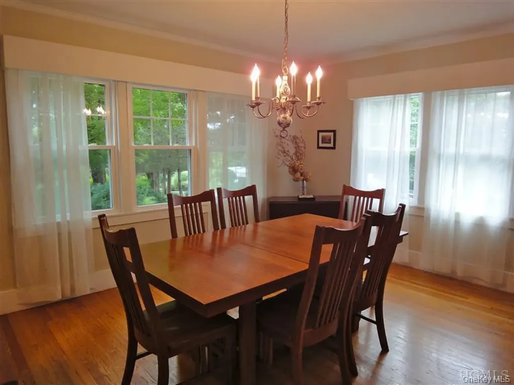 376 Lane Gate Road Cold Spring NY 10516