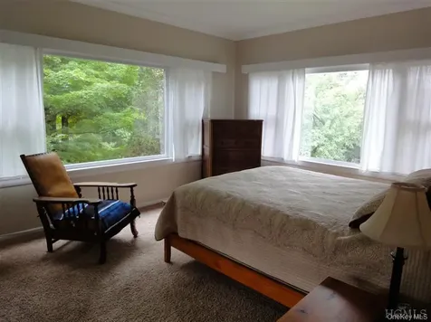 376 Lane Gate Road Cold Spring NY 10516
