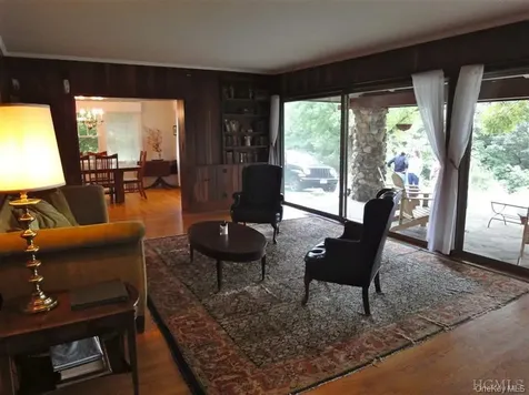 376 Lane Gate Road Cold Spring NY 10516