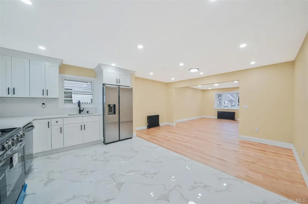 10 Cedar Street Elmont NY 11003