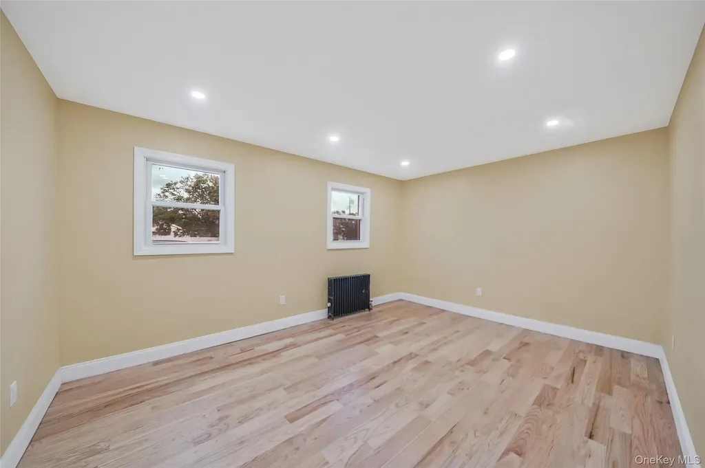 10 Cedar Street Elmont NY 11003