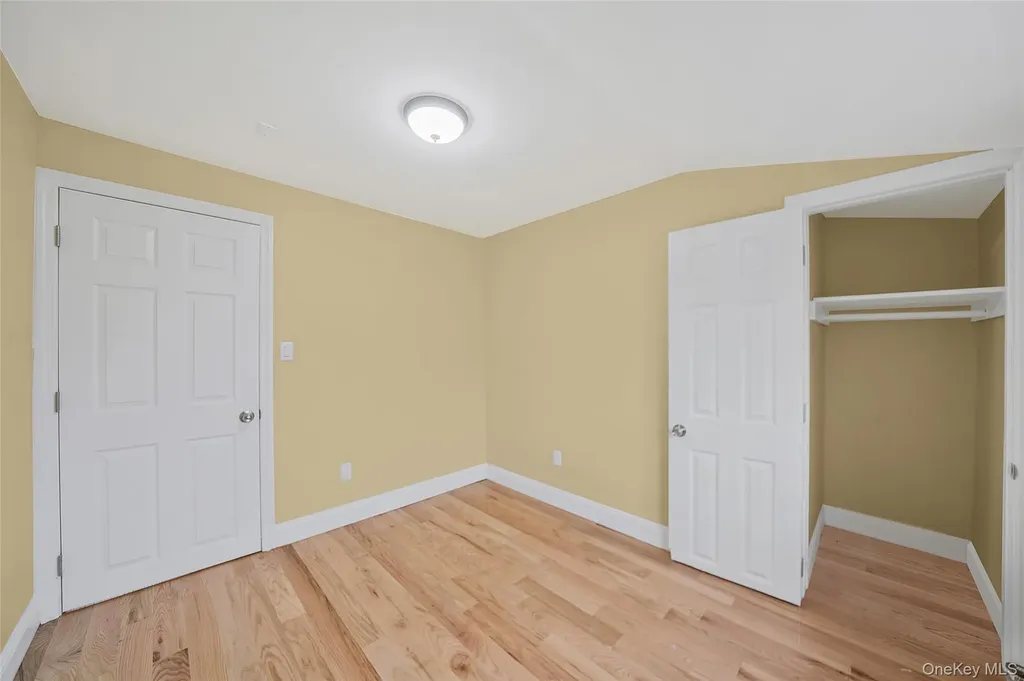 10 Cedar Street Elmont NY 11003