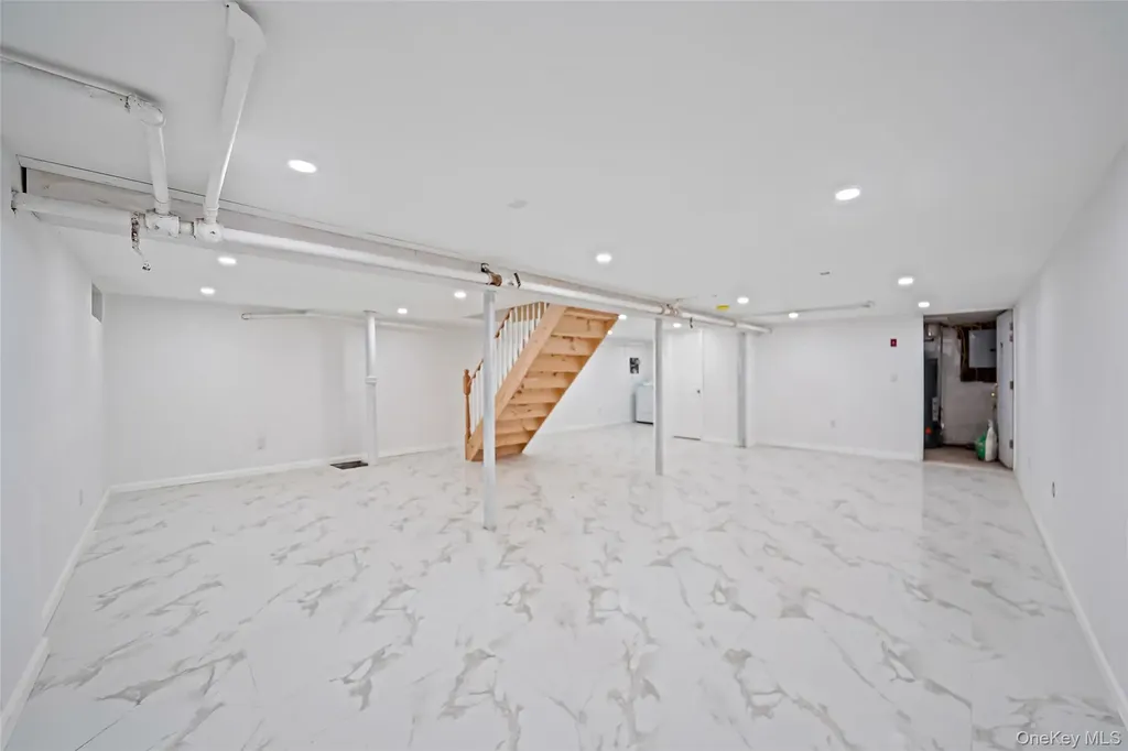 10 Cedar Street Elmont NY 11003