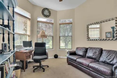 420 Stonecrop Road Aquebogue NY 11901