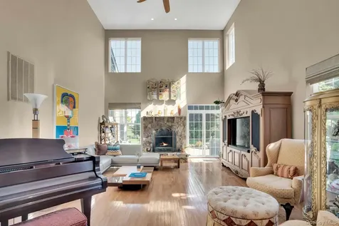 420 Stonecrop Road Aquebogue NY 11901