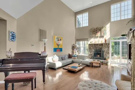 420 Stonecrop Road Aquebogue NY 11901