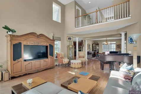 420 Stonecrop Road Aquebogue NY 11901