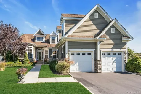 420 Stonecrop Road Aquebogue NY 11901