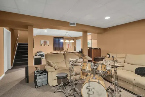 420 Stonecrop Road Aquebogue NY 11901