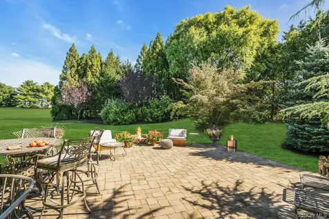 420 Stonecrop Road Aquebogue NY 11901