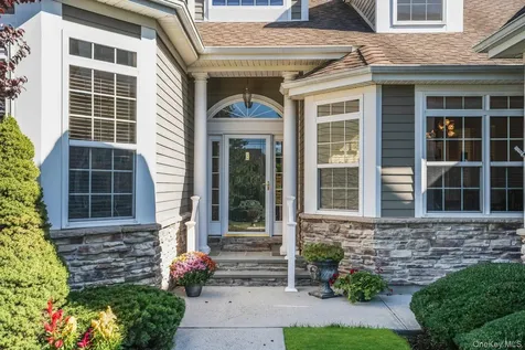 420 Stonecrop Road Aquebogue NY 11901