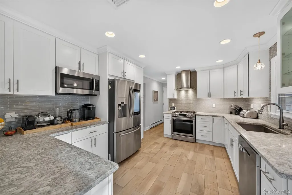 11 Lexington Avenue Suffern NY 10901