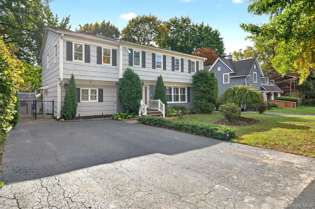 11 Lexington Avenue Suffern NY 10901