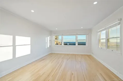 2000 Ocean Boulevard Atlantic Beach NY 11509