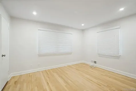 2000 Ocean Boulevard Atlantic Beach NY 11509