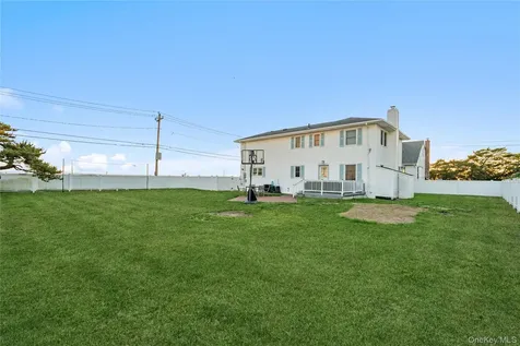 2000 Ocean Boulevard Atlantic Beach NY 11509