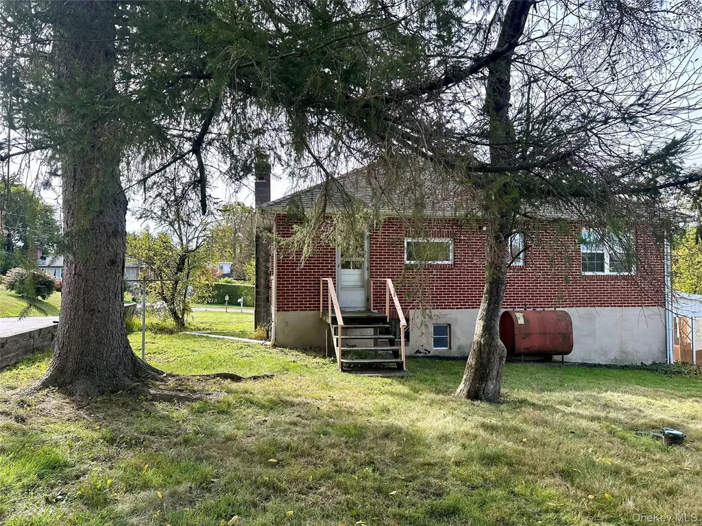 38 Elmwood Drive Brewster NY 10509