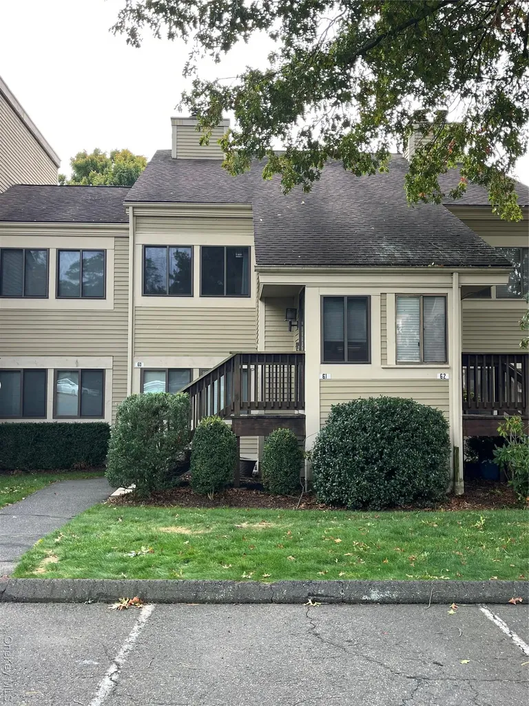61 Fox Run South Salem NY 10590