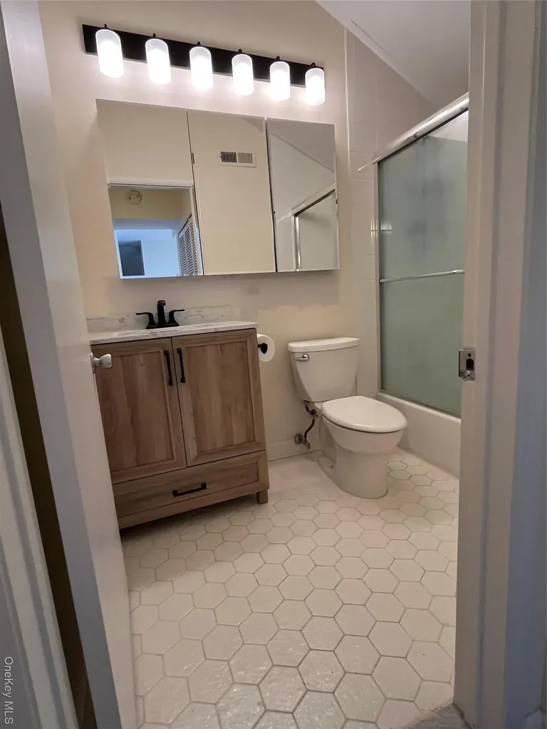 61 Fox Run South Salem NY 10590