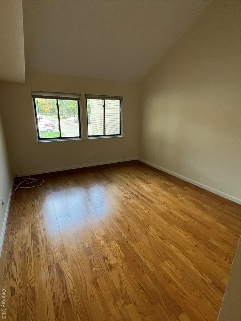 61 Fox Run South Salem NY 10590