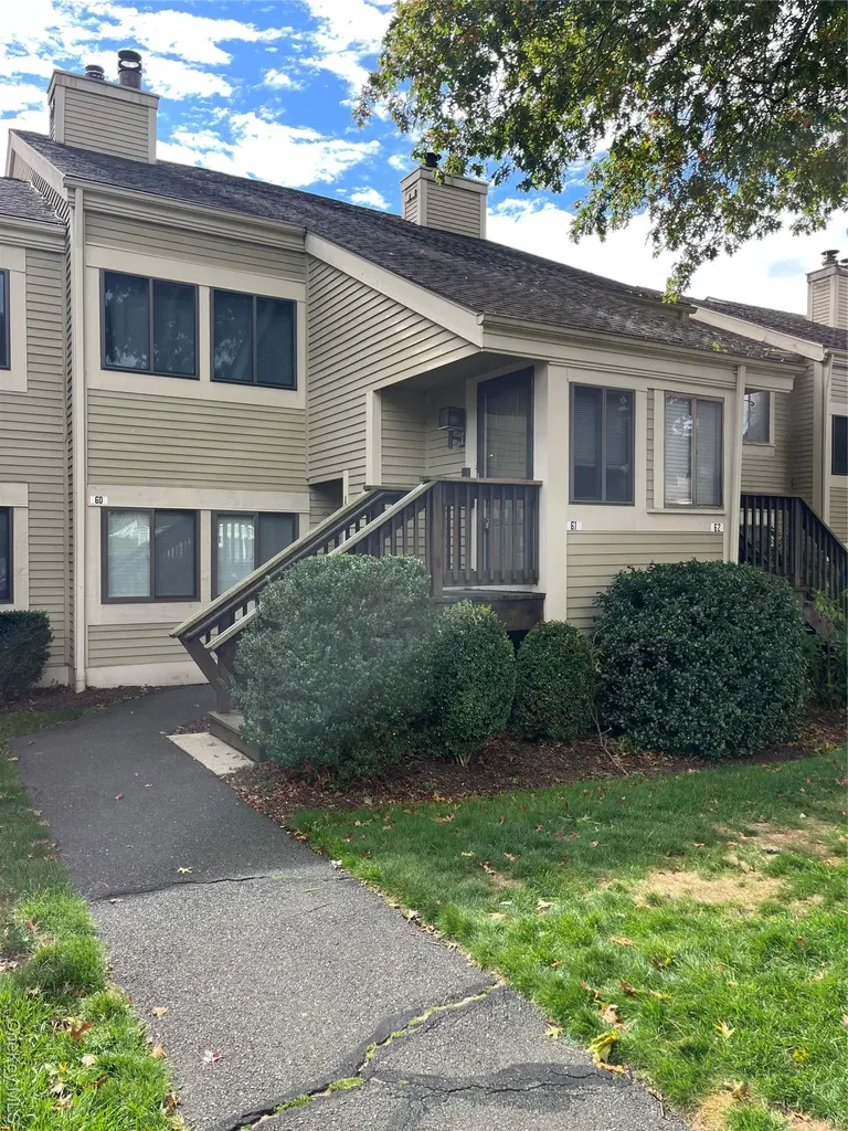 61 Fox Run South Salem NY 10590