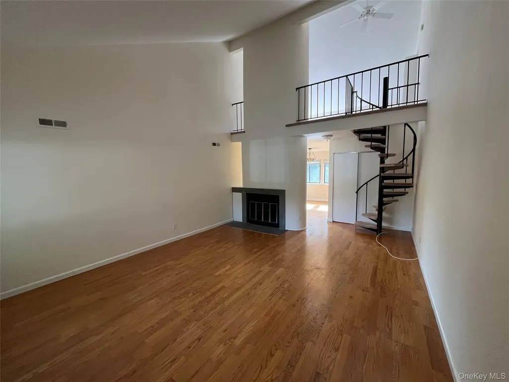61 Fox Run South Salem NY 10590