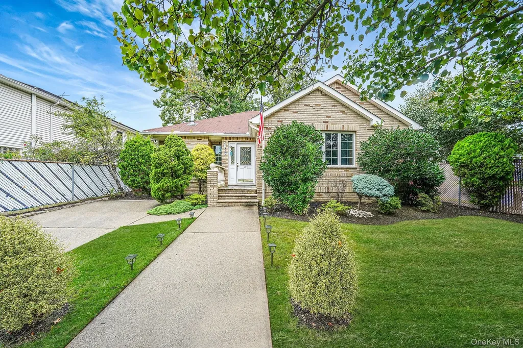 155 Bathgate Street Staten Island NY 10312