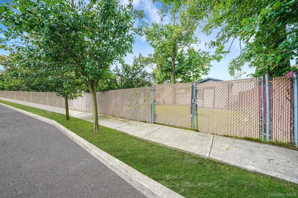 155 Bathgate Street Staten Island NY 10312