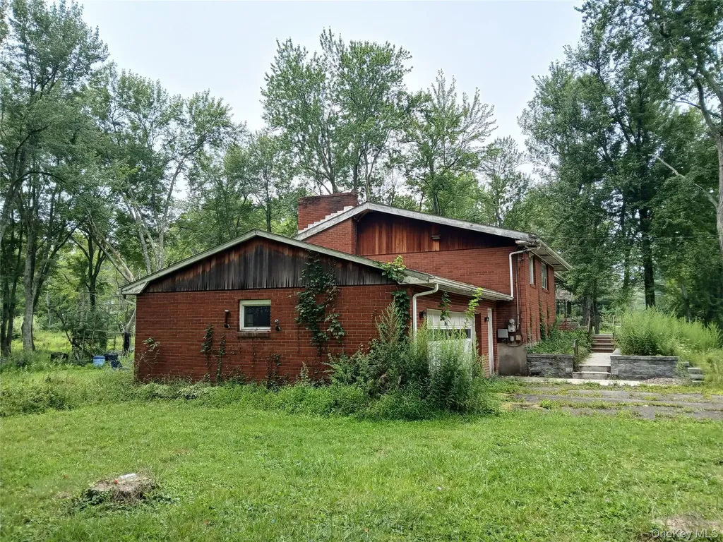 1279 State Route 94 New Windsor NY 12553