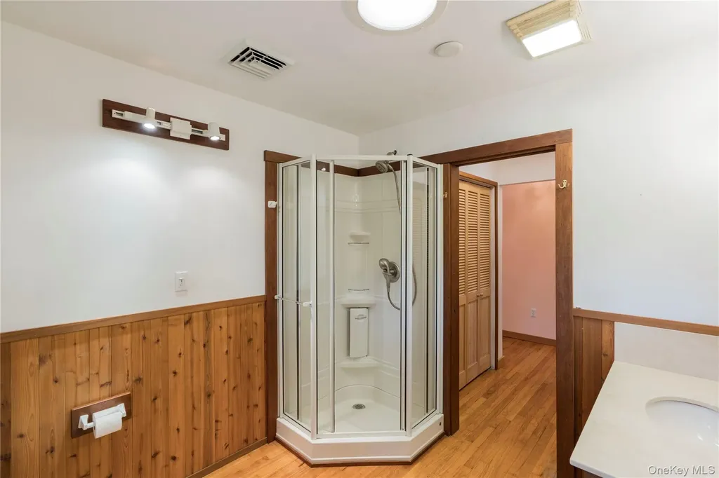 98 River Road Rhinebeck NY 12572