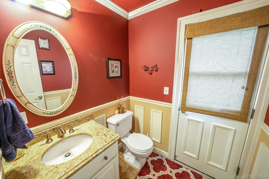 36 Vanderbilt Avenue Saint James NY 11780