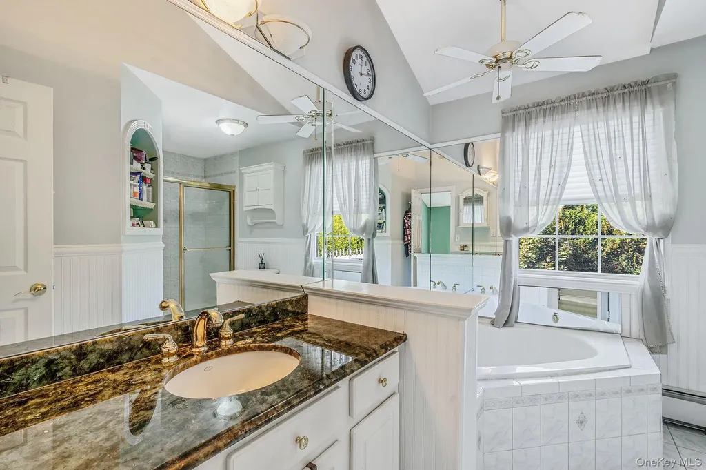 36 Vanderbilt Avenue Saint James NY 11780
