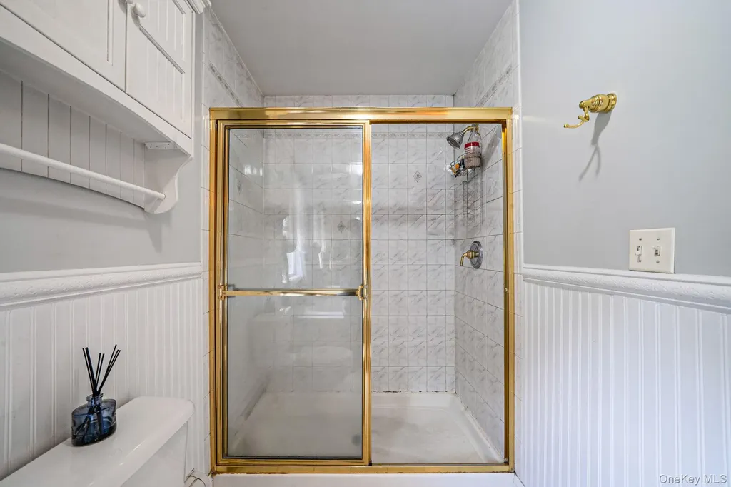 36 Vanderbilt Avenue Saint James NY 11780